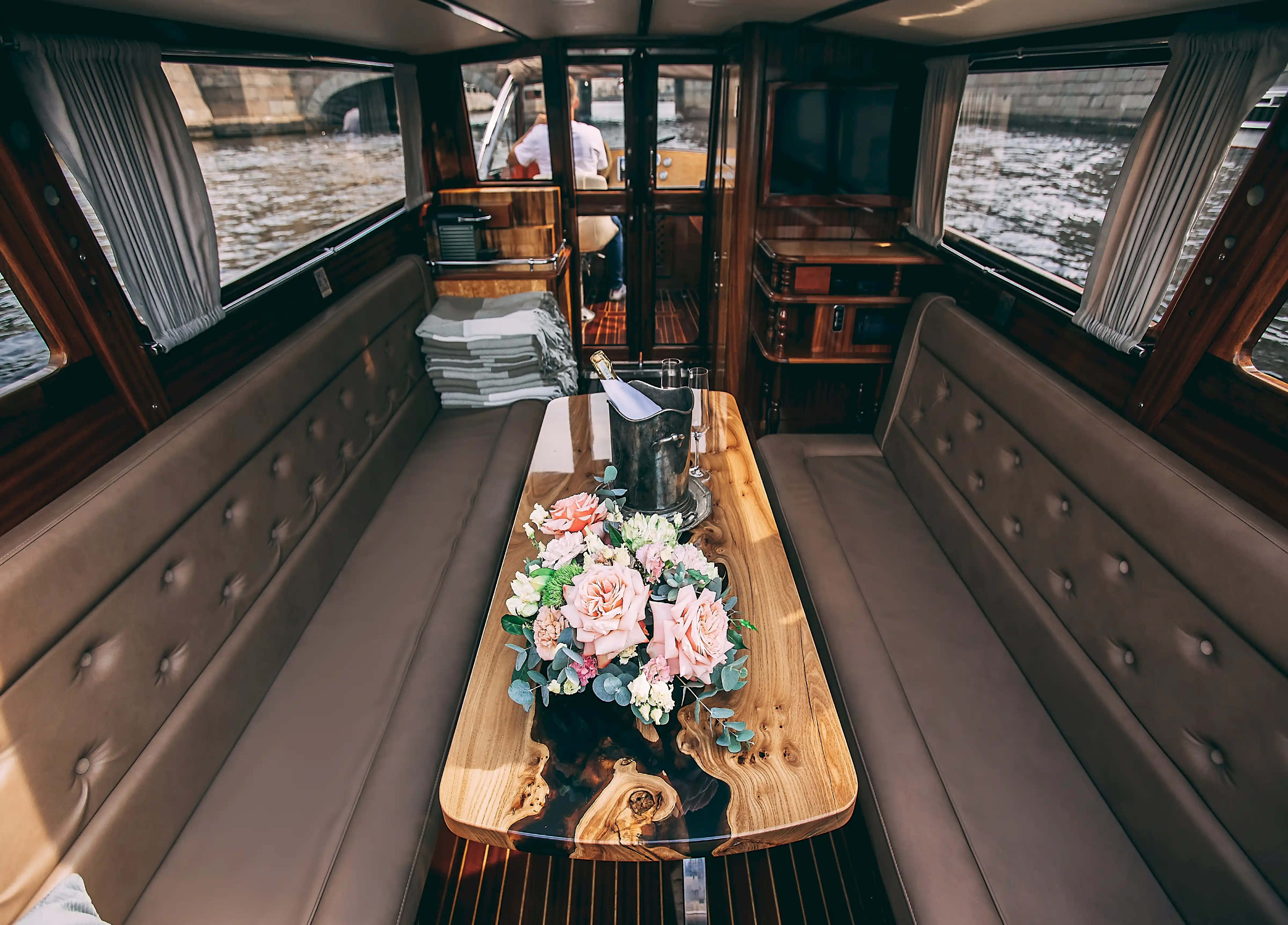 Катер  «Венисса» image- 5